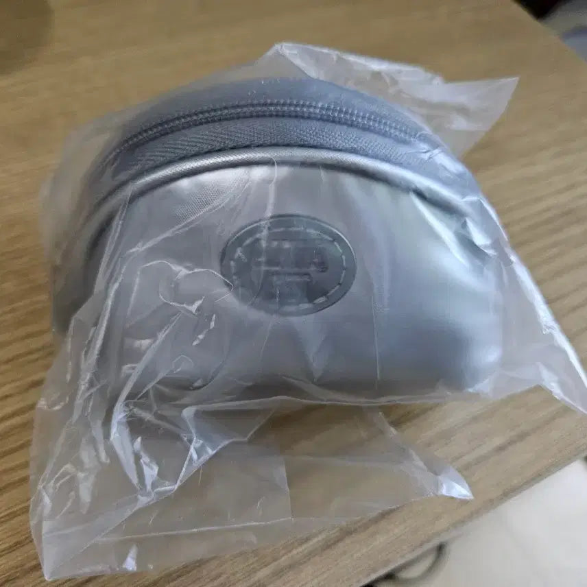 [BUNJANG] Anna Sui Beauty Pouch / 미개봉 안나수이 뷰티 파우치