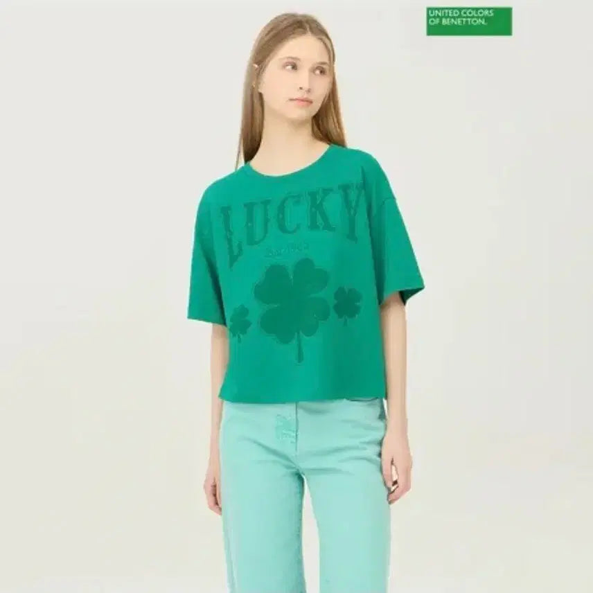 [BUNJANG] United Colors of Benetton Lucky Clover Oversized T-Shirt / 베네통 럭키 오버핏 티셔츠 2026년출시제품