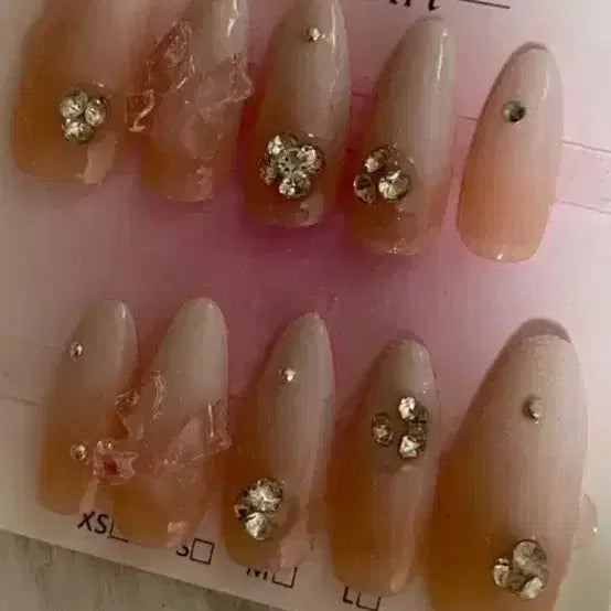 [BUNJANG] Handmade Nail Tips with Gemstone Embellishments / 수제네일팁