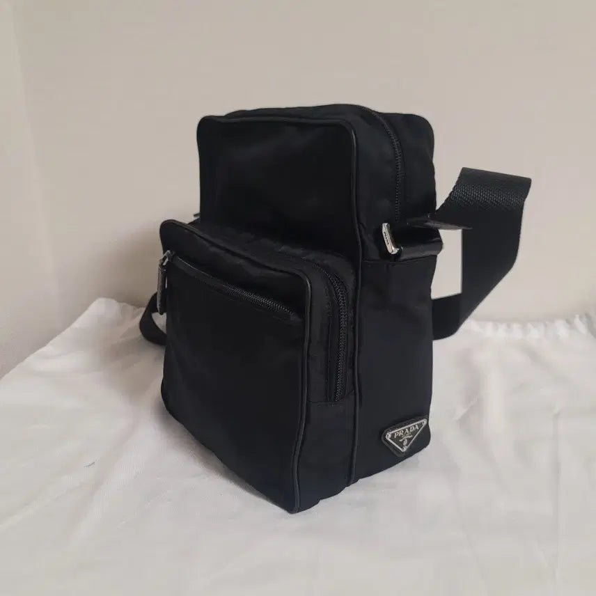 [BUNJANG] Prada Pocono Nylon Square Shoulder Bag Crossbody 2-Way / 정품 프라다 가방 포코노 나일론 스퀘어 솔더백,크로스백 2way