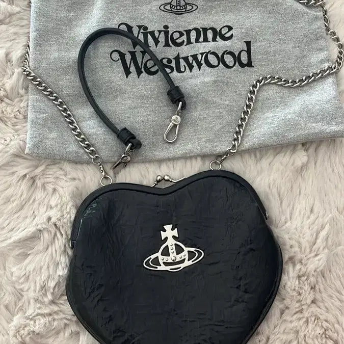 [BUNJANG] Vivienne Westwood Heart Bag / 비비안웨스트우드 하트백