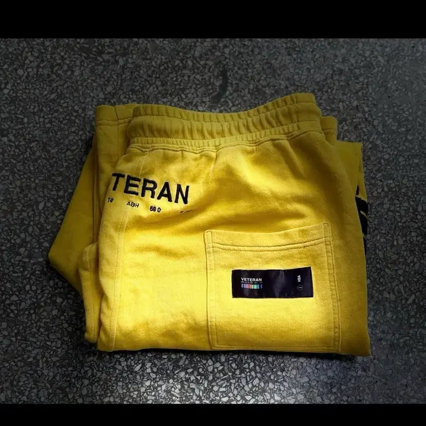 [BUNJANG] Hood by Air Yellow 'VETERAN' Training Pants / Hood by air