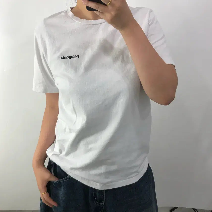 [BUNJANG] Patagonia White T-Shirt / [L] 파타고니아 화이트 반팔티셔츠