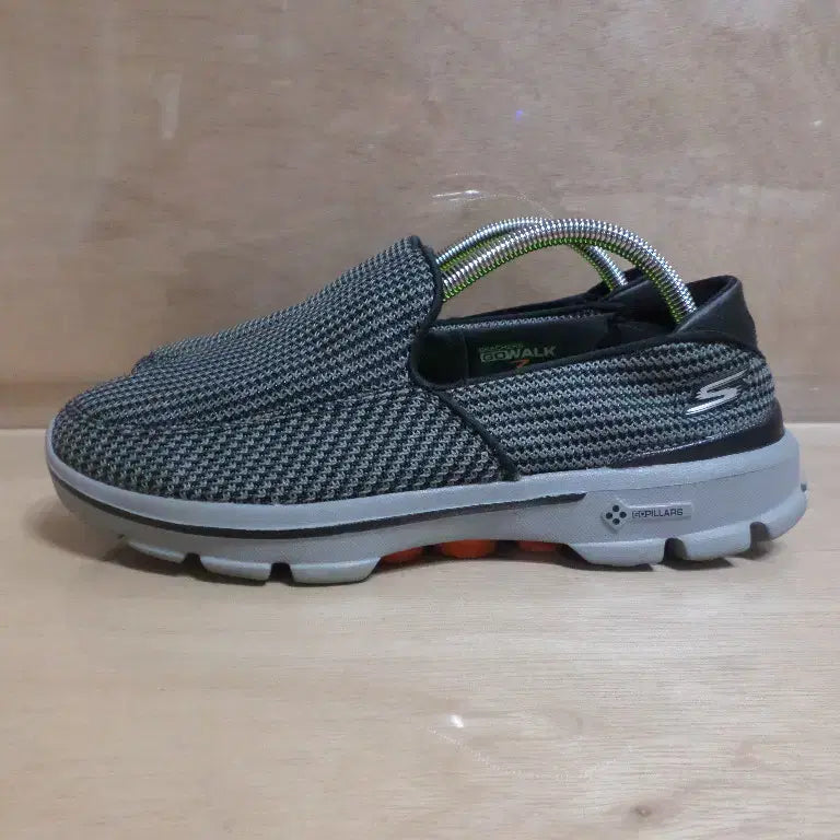 [BUNJANG] Skechers Go Walk Sneakers / 후루룩구제2 260 스케쳐스 고워크 운동화 스니커즈 260711