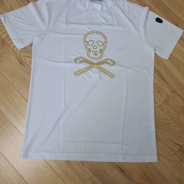 [BUNJANG] Mark &ロナ Skull Short-Sleeve Cooling T-Shirt Golf Wear (Size 95) New / 마크앤로나 해골반팔 냉감티셔츠 골프웨어(95사이즈) 새상품