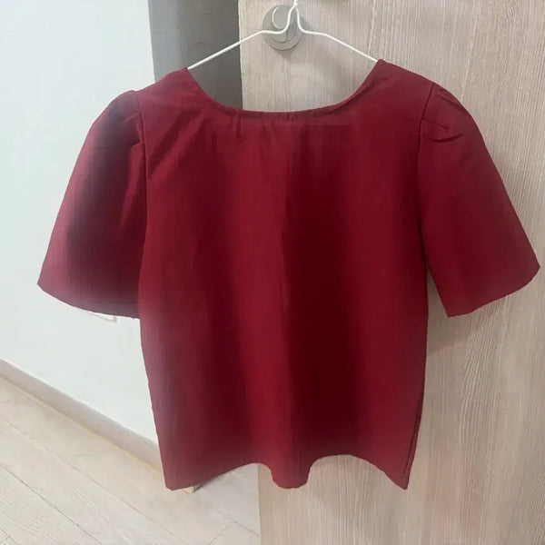 [BUNJANG] Burgundy Puff Sleeve Blouse (Sleeveless) / 블라우스 셔링 소매 버건디,민소매 나시