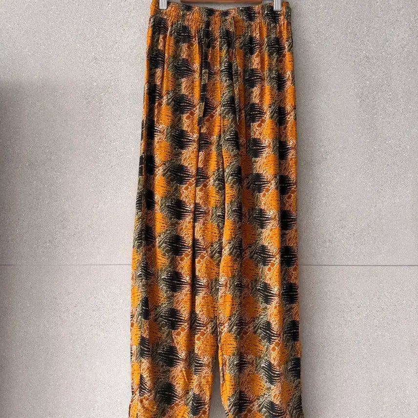 [BUNJANG] Geometric Pattern Pants / 기하학 패턴 바지 유들유들한
