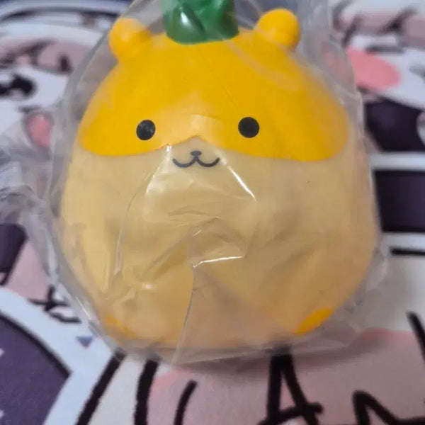 [BUNJANG] Pineapple Hamster Mood Lamp Gacha / 햄스터 무드등 가챠 파인애플