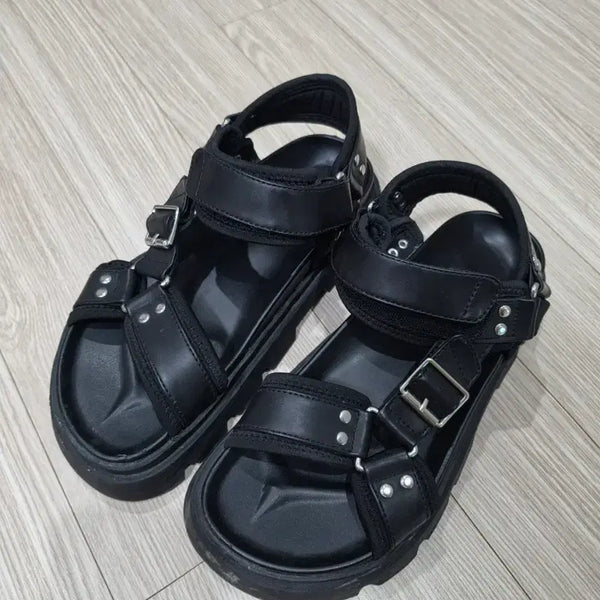 [BUNJANG] Zara Strappy Sandals (Size 250-255) / 250 255 자라 스트랩 샌들