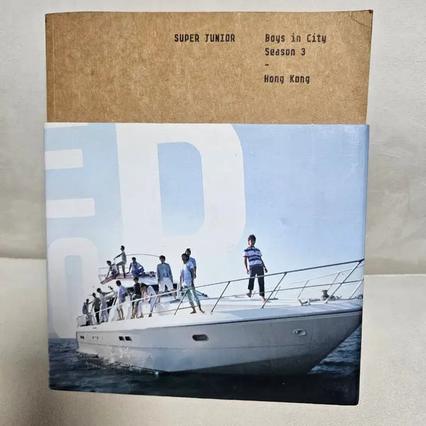 [BUNJANG] Super Junior Boys in the City Season 3 Hong Kong Photobook / 비매 슈퍼주니어 보이즈 인 시티 시즌3 홍콩 포토북