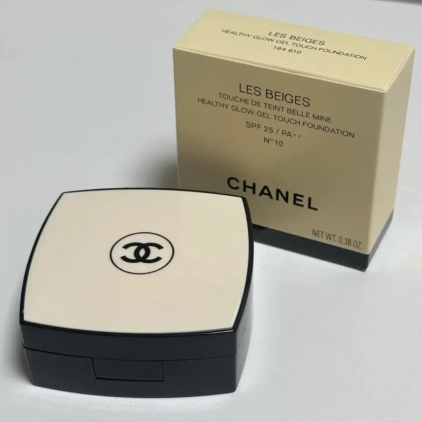 [BUNJANG] Chanel Les Beiges Healthy Glow Gel Touch Foundation SPF 25/PA++ Shade 10 / 샤넬 레베쥬 헬시 글로우 젤 터치 파운데이션 10호 새상품
