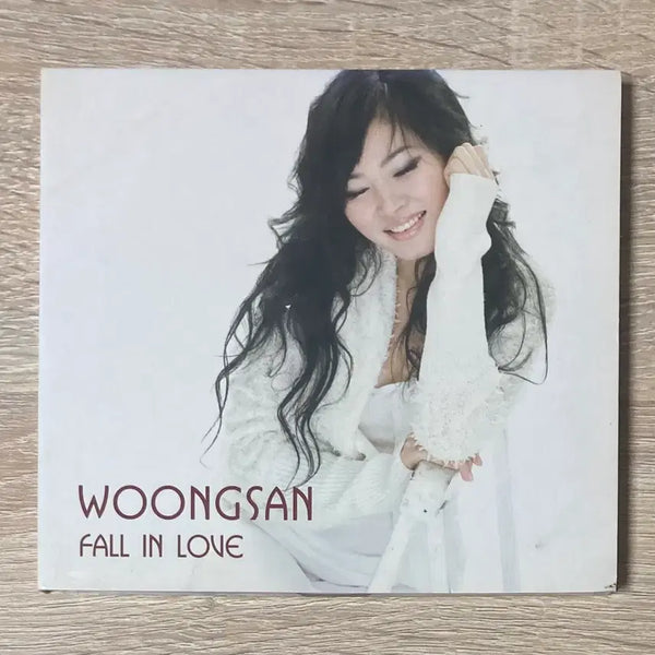 [BUNJANG] Woongsan 4th Album Fall In Love CD (1st Press) / 웅산 - 4집 Fall In Love CD 판매 (초반)