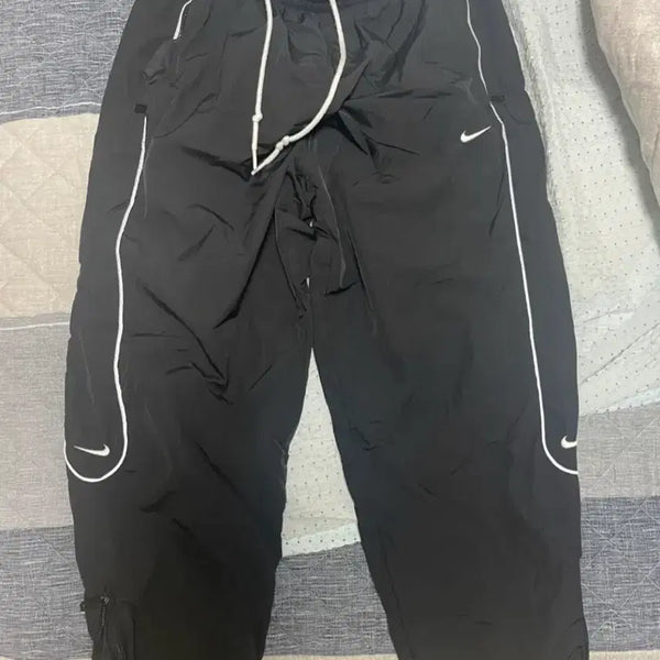 [BUNJANG] Nike Solo Swoosh Track Pants Black XL / 나이키 솔로 스우시 트랙 팬츠 블랙 XL