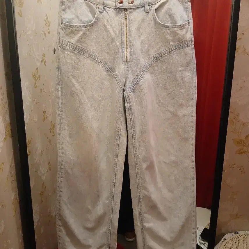 [BUNJANG] ART OF FIELD Light Wash Denim Pants Size 30 / 7/65 ART OF FIELD 아트오브필드 연청 데님 팬츠 30사이즈