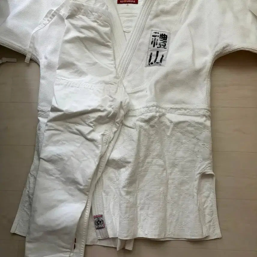 [BUNJANG] Kusaka Judo Uniform - Size 5 / 유도복 쿠사쿠라 대장 5호
