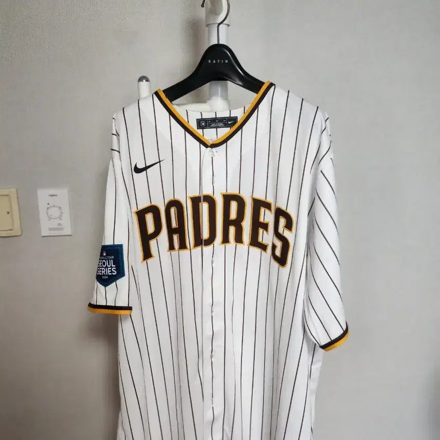 [BUNJANG] MLB San Diego Padres Kim Ha-seong Limited Edition Jersey XL / MLB서울시리즈 샌디에이고 김하성 XL
