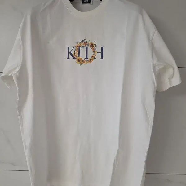 [BUNJANG] Kith Sunflower T-Shirt White US M / Kith 해바라기 티셔츠 (US M)