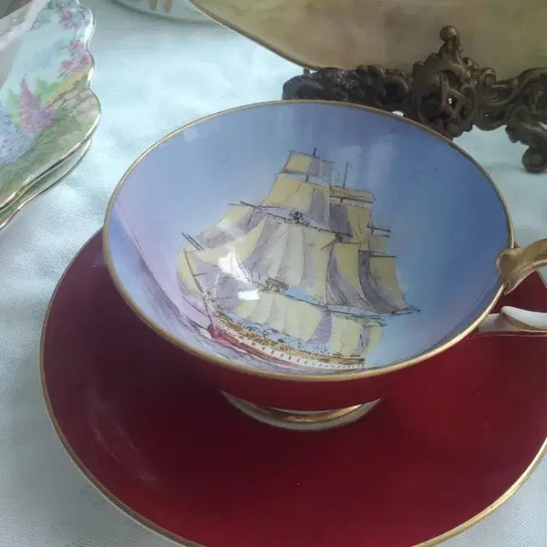 [BUNJANG] Antique Teacup Set with Sailing Ship Illustration / 앤틱 찻잔 세트 붉은색 빈티지 선박 그림