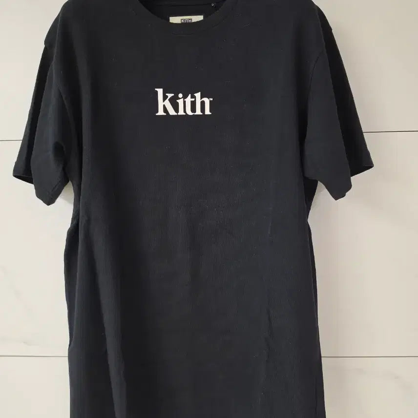 [BUNJANG] Kith Pigment Dyed Serif Logo Tee Black / Kith 피그먼트 다이드 로고 티셔츠  (US M)