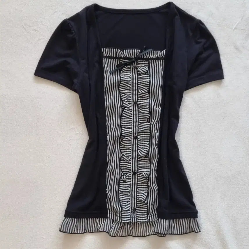 [BUNJANG] Vintage Geek Chic Gal Oriental Black Ribbon Top / 빈티지 공겜여주 긱시크 갸루 오리엔탈 블랙 리본 탑