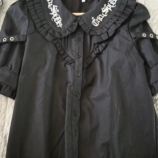 [BUNJANG] Jvke Jireykei Blouse - Size M / 중브 지뢰계 블라우스