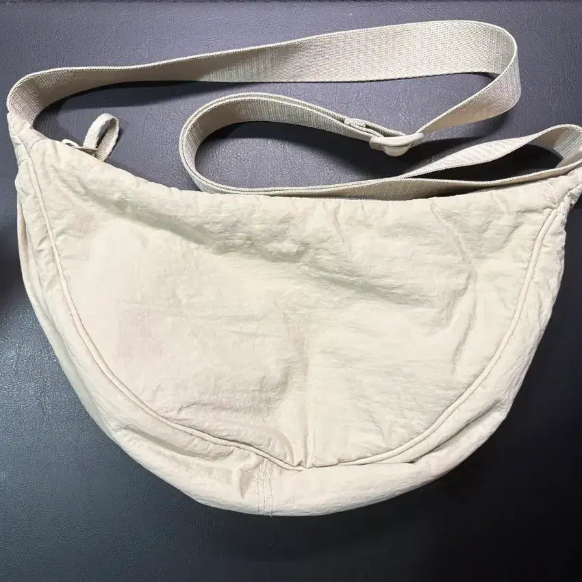 [BUNJANG] Round Mini Shoulder Bag / 라운드미니숄더백