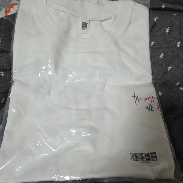 [BUNJANG] T1 2026 Season's Greetings T-Shirt (L) / 26 T1 시즌그리팅 티셔츠 L사이즈