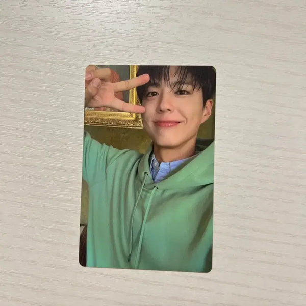 [BUNJANG] Park Bo Gum 2024 Season's Greetings Photocard / 2024 박보검 시즌그리팅 시그 포토카드 포카