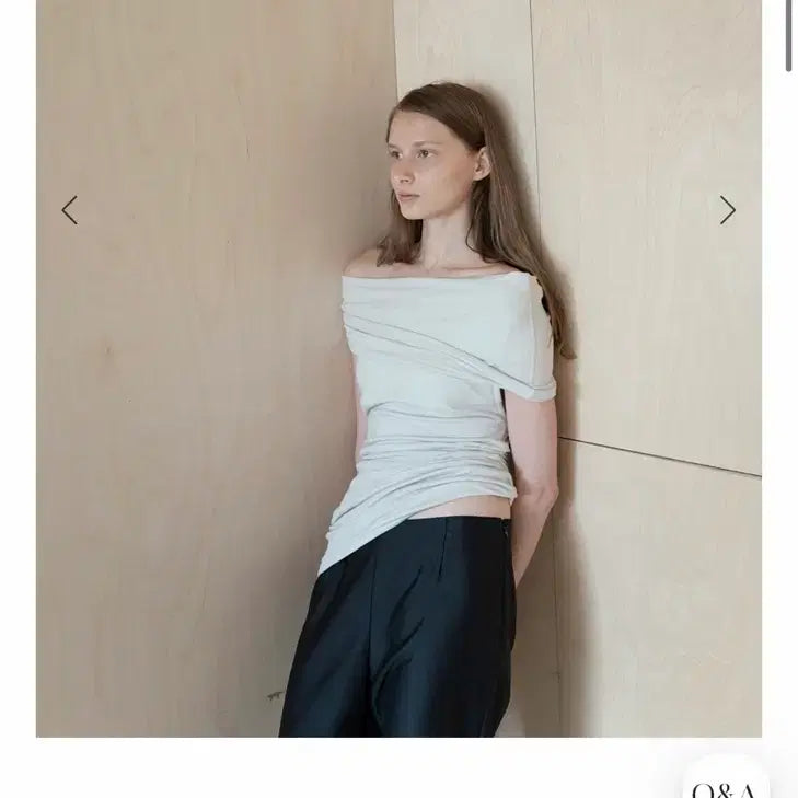 [BUNJANG] Ehre Off-Shoulder Top Light Grey / Ehre에레 소프트 오프숄더 탑 라이트 그레이