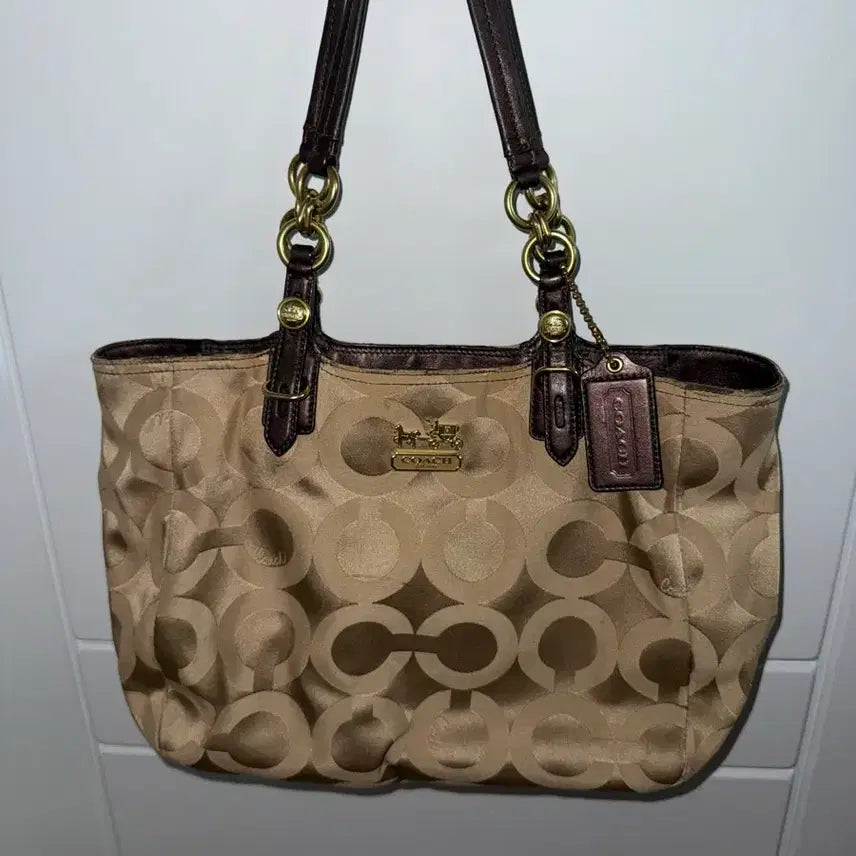 [BUNJANG] Coach GAL Vintage Signature Shoulder Bag / Coach GAL vintage signature shoulder bag