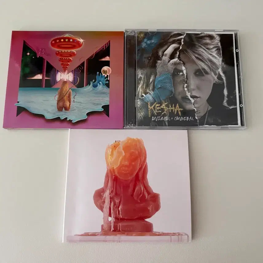 [BUNJANG] Kesha Pop Music CD Album Bundle / 케샤 Kesha 팝송 CD 앨범 팝니다