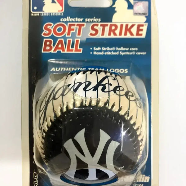 [BUNJANG] MLB New York Yankees Commemorative Baseball Soft Strike Ball / [새상품] MLB 뉴욕양키스 기념 야구공