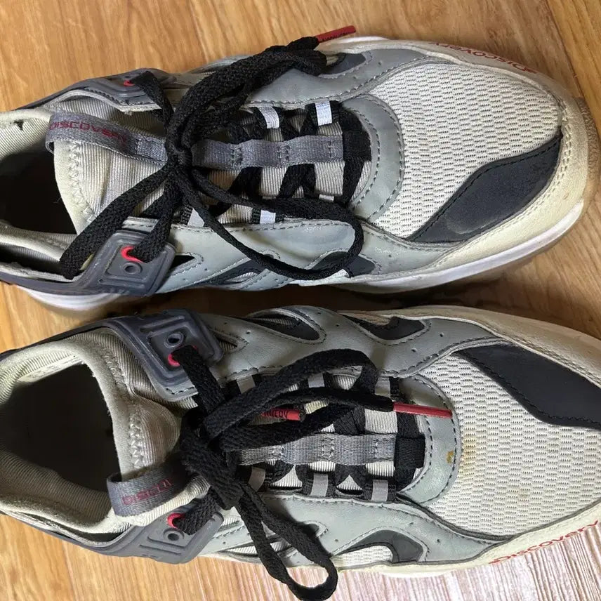 [BUNJANG] Discovery Shoes / 디스커버리 운동화 235
