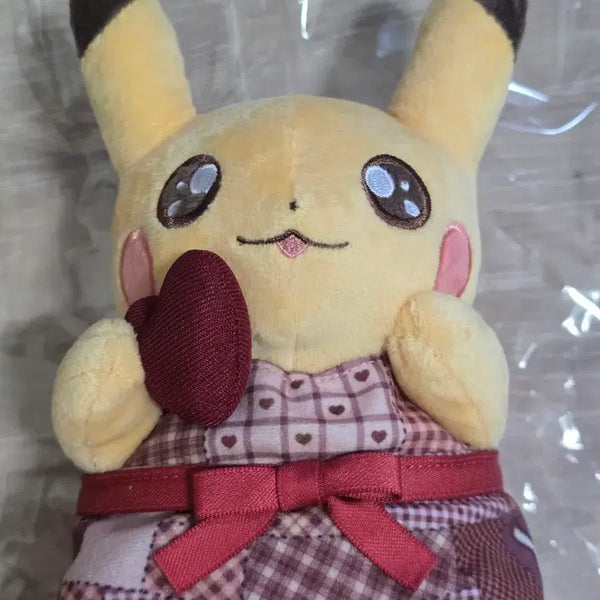 [BUNJANG] Pokemon Pikachu 'Pikachu's Sweet Delivery' Plush Doll / 포켓몬스터 피카츄 인형 pikachu's sweet delivery