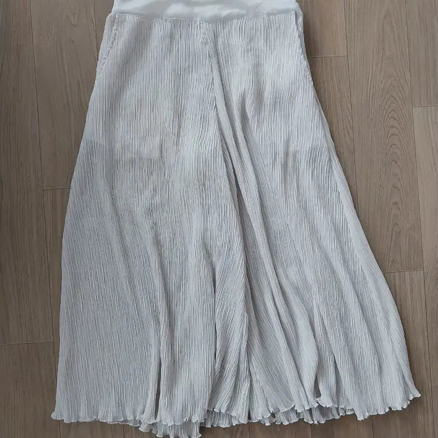 [BUNJANG] Marie Marin Pleated Culottes / xxx 새제품 이세이미야케 타입 marie marin 치마바지 플리츠