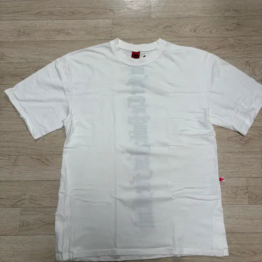[BUNJANG] By The R Embroidered Lettering T-Shirt / 바이더알 자수레터링 반팔티셔츠