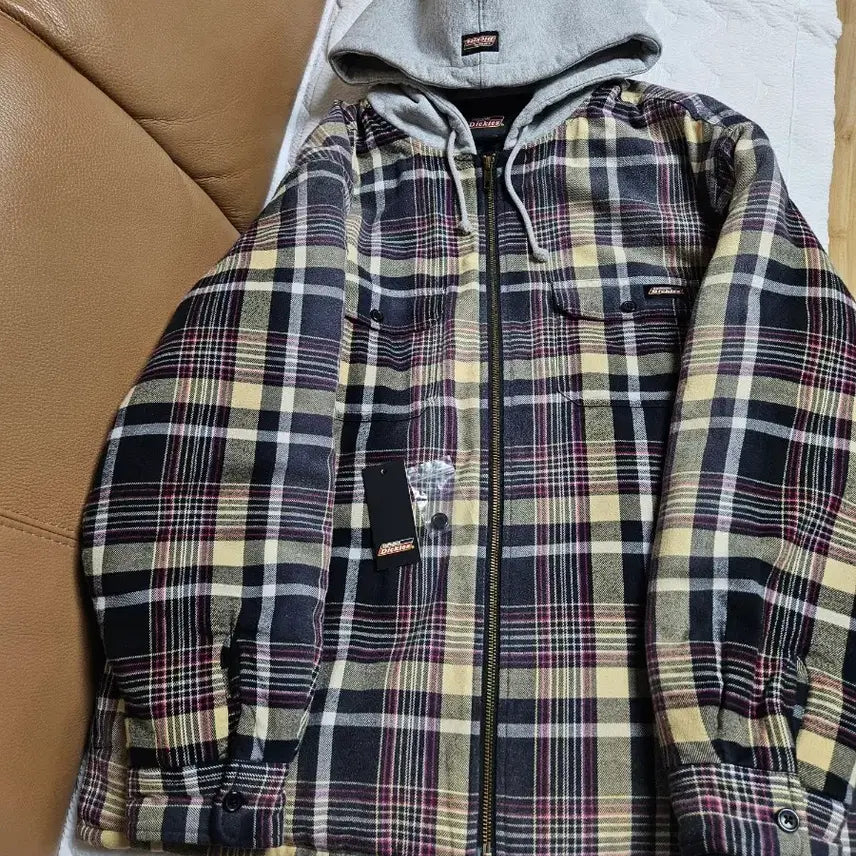 [BUNJANG] Supreme x Dickies Plaid Hooded Zip-Up Jacket Black 23FW / 슈프림 X 디키즈 플레이드 후드 집업 셔츠 자켓 블랙 23FW