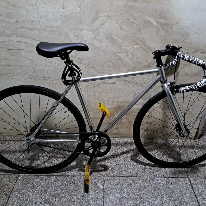 [BUNJANG] Custom Fixed Gear Bicycle / 심플한 픽시ㅍㅍ