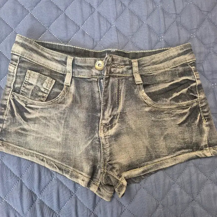 [BUNJANG] Black Denim Low-Rise Short Shorts / 로우라이즈 숏팬츠 흑청숏팬츠 반바지