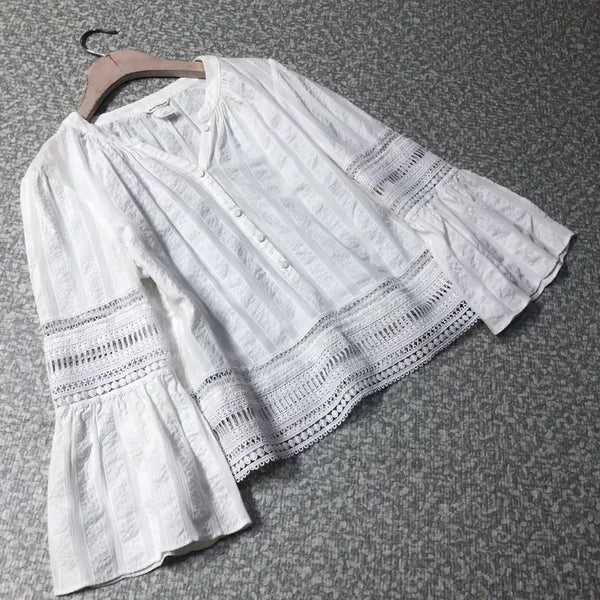[BUNJANG] Club Monaco Atelier Perforated Eyelet Lace Embroidered Top Blouse / 클럽모나코 아뜰리에 펀칭 아일렛 레이스 자수 탑 블라우스 히피 보헤미안