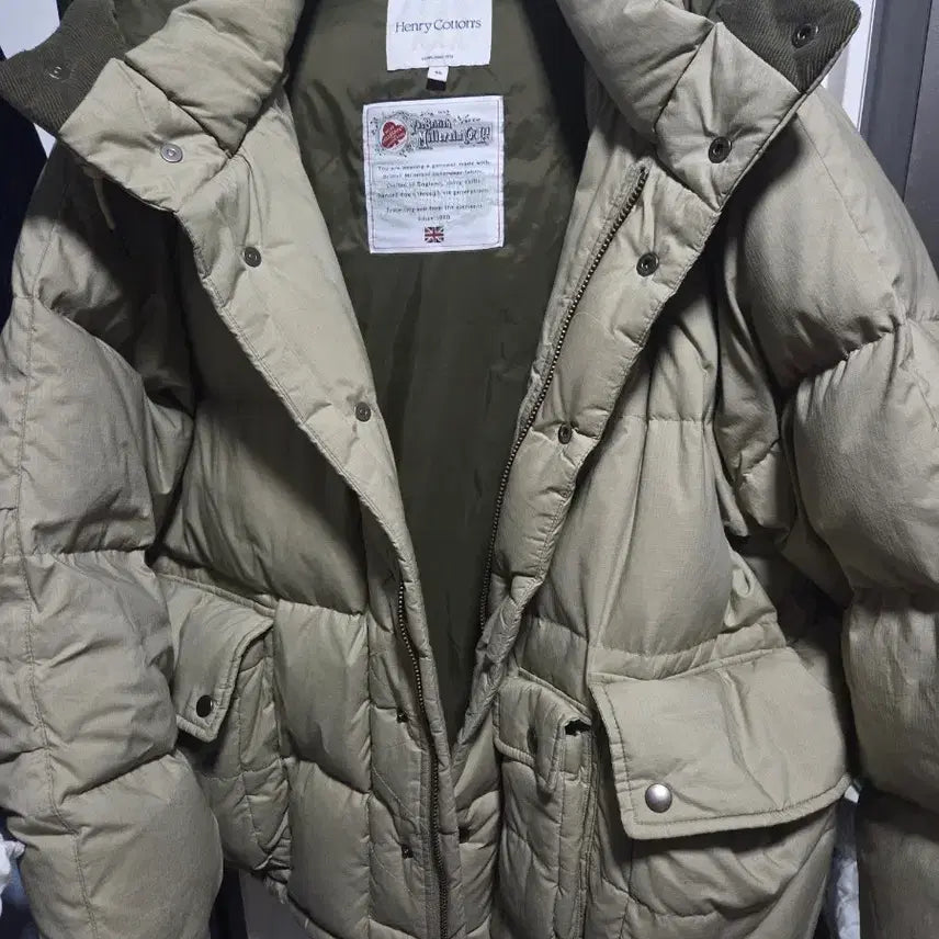 [BUNJANG] Henry Cotton's Padded Jacket Beige Size 95 / 헨리코튼 패딩 베이지 95사이즈 새것컨디션입니다