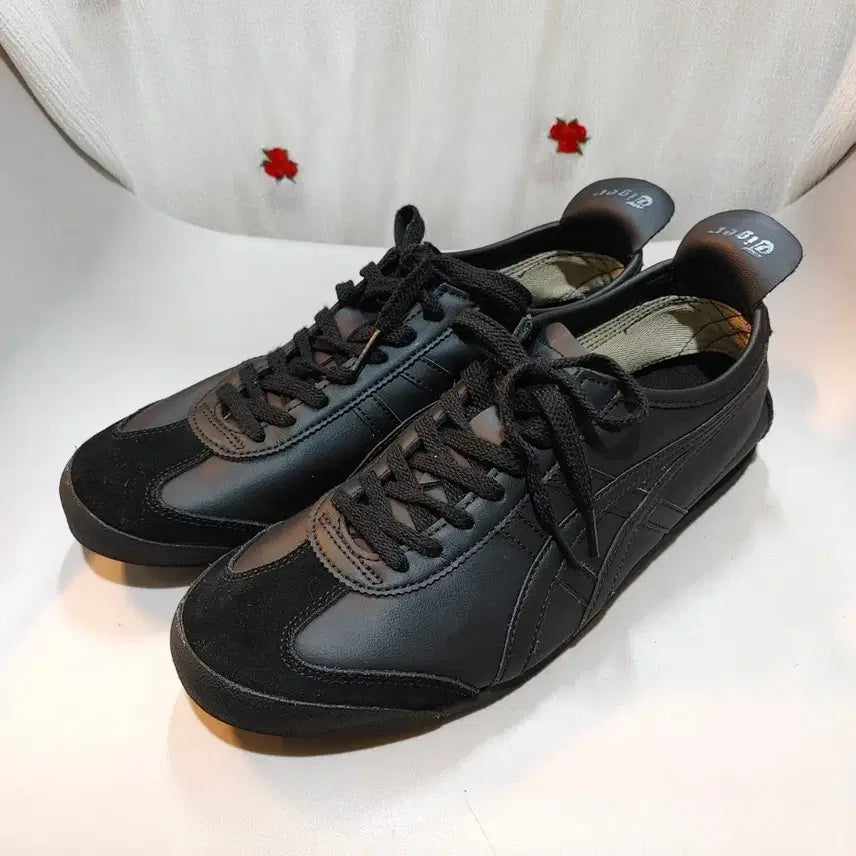 [BUNJANG] Onitsuka Tiger Mexico 66 Black Sneakers / 오니츠카타이거 멕시코66 블랙 285mm