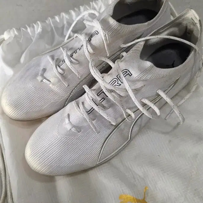 [BUNJANG] Puma Ultra 6 Ultimate MG Cleats 285mm / 푸마 울트라6 얼티메이트mg 285mm