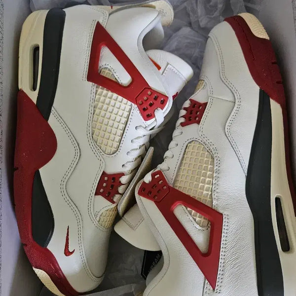 [BUNJANG] Jordan 4 x Nigel Sylvester Retro OG "Brick After Brick" (275) / [275] 조던 4 x 나이젤 실베스터 레트로 OG 브릭 애프터 브릭