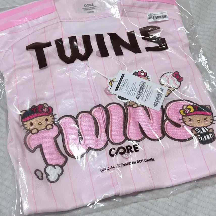 [BUNJANG] LG Twins Hello Kitty Collaboration Baseball Jersey Pink XS / 태닝 헬로키티 엘지트윈스 야구 유니폼 핑크팝 XS