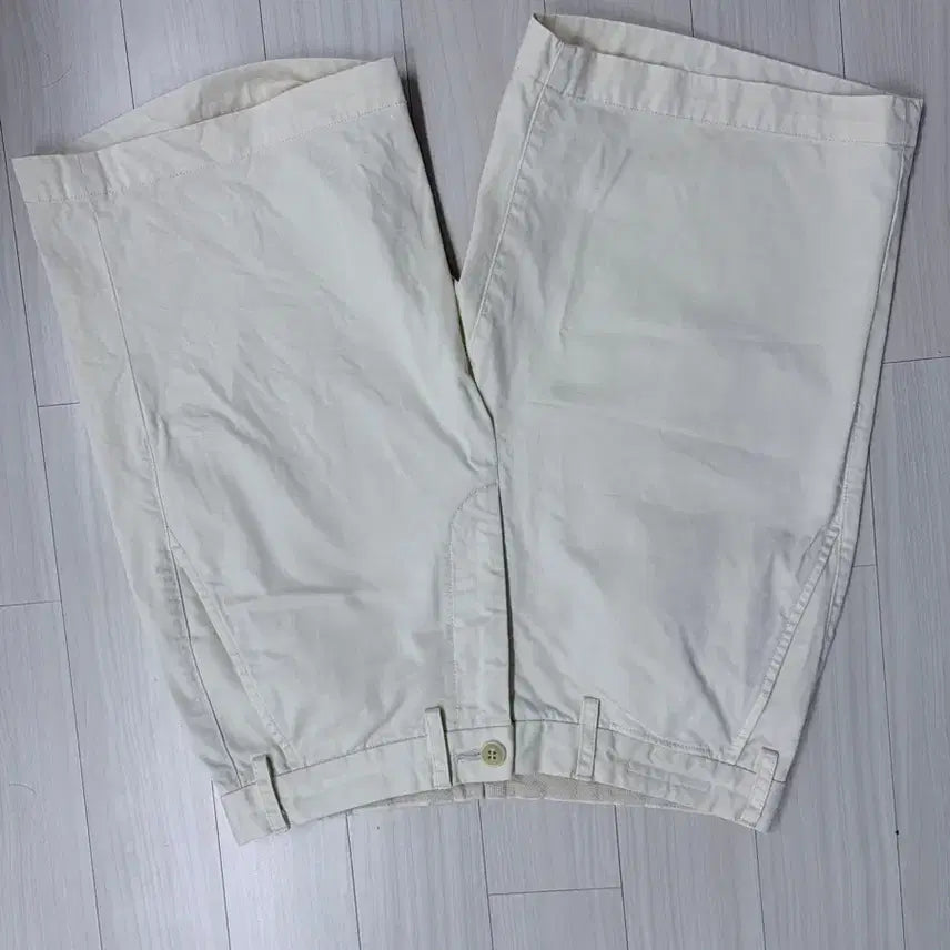 [BUNJANG] Bastong 621 Chino Shorts / 바스통 621 치노 팬츠 쇼트 반바지