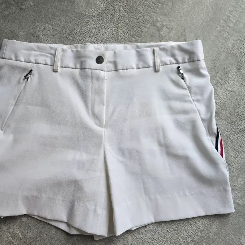 [BUNJANG] Titleist Women's Golf Shorts White / 타이틀리스트 여성 골프 반바지 화이트