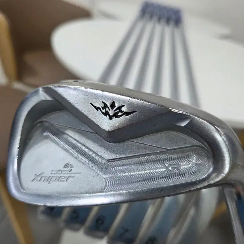 [BUNJANG] IWAKI Kawachi Sniper XR Iron Set (4-9, PW) with NS-PRO 950GH R Shaft and Golf Pride Tour Wrap 2G Grip / 이와키(IWAKI)의 가와치 스나이퍼(XNIPER) XR 아이언 세트