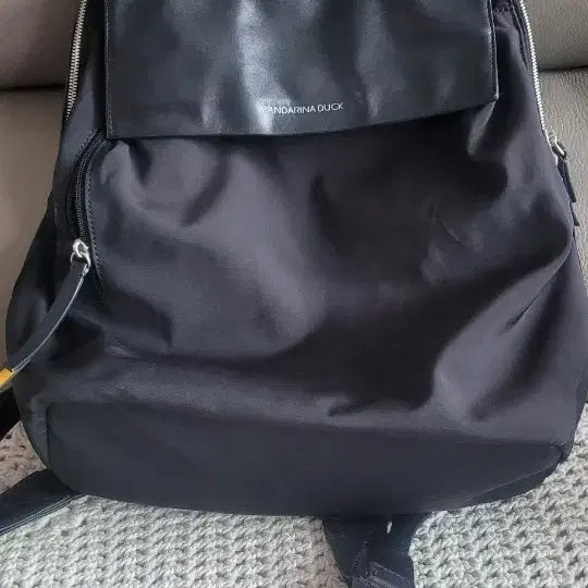 [BUNJANG] Mandarin Duck Black Backpack / 만다리나덕 블랙 백팩