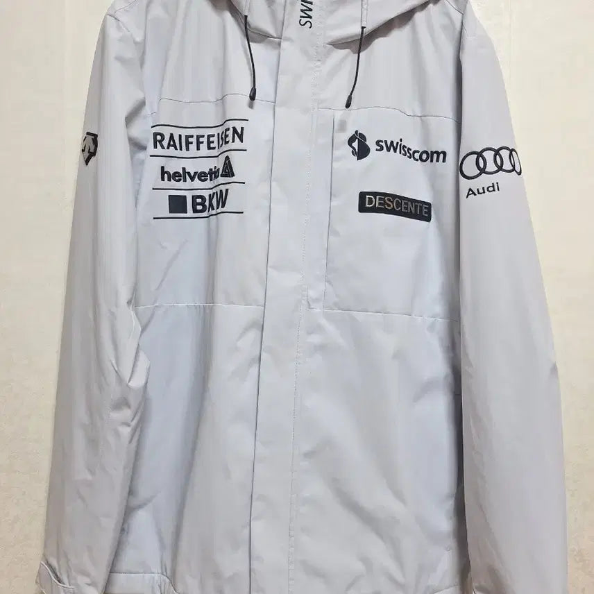 [BUNJANG] Descente Swiss Ski Team 2-Layer Windproof Jacket / 데상트 스위스 스키팀 2LAYER 방풍 자켓
